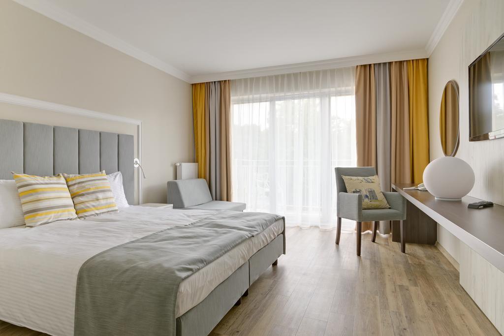 Hotel & Spa Trzy Wyspy Swinoujscie Exterior photo